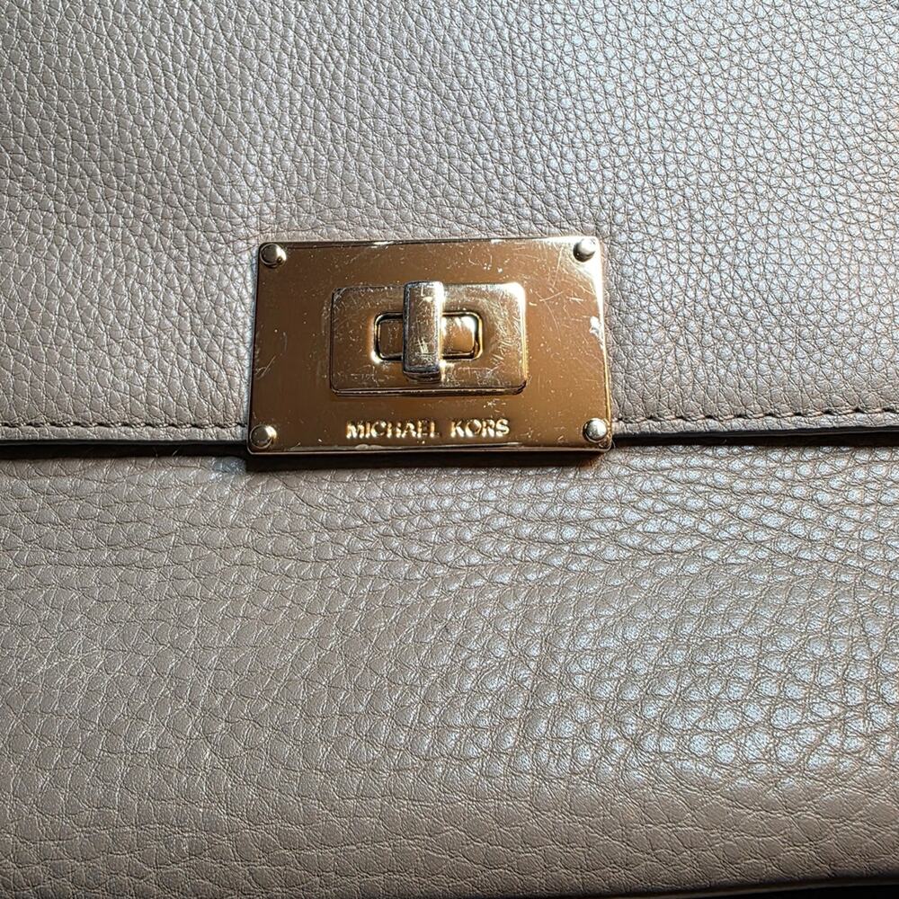 MICHAEL Michael Kors Gray Leather Crossbody Bag Strap Plus Chain - Picture 10 of 16
